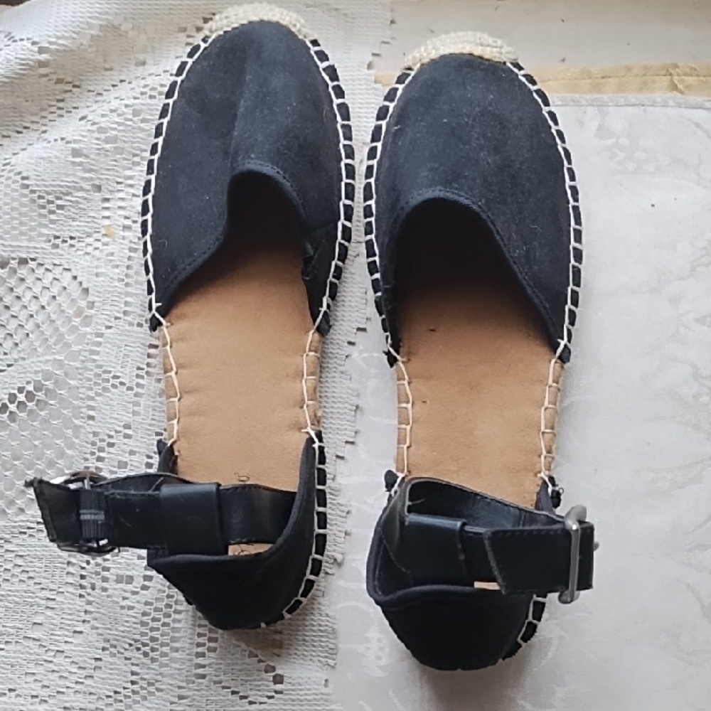 Style & Co Black and Tan Espadrilles with Canvas Upper